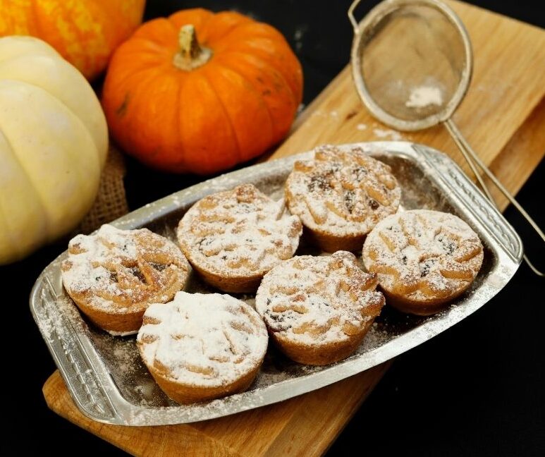 Keto Pumpkin Spice Muffins